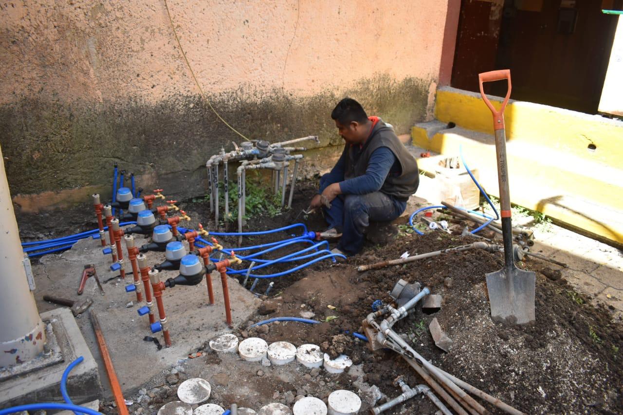 Realizan la conexión de agua potable en La Rosa, Jiutepec