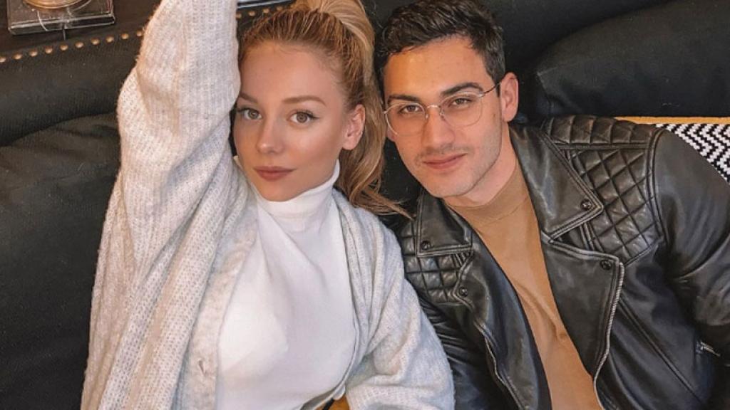 Revelan romance de Ester Expósito y Alejandro Speitzer