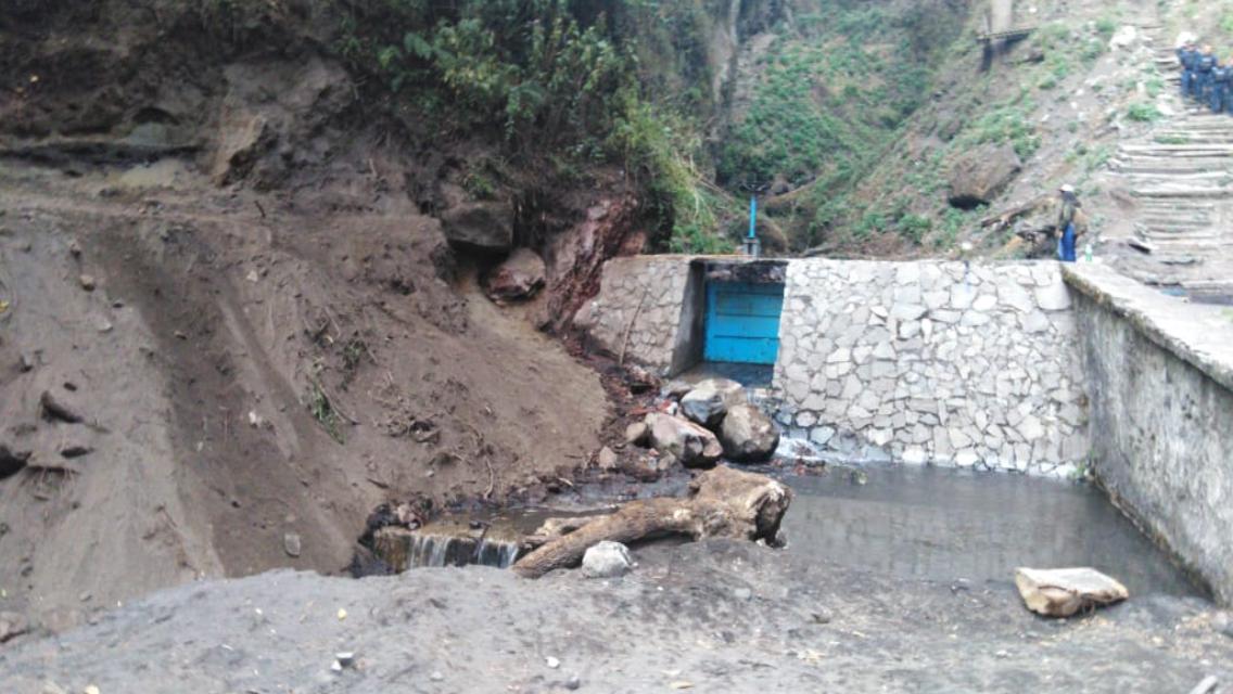Pobladores de Hueyapan DENUNCIAN a alcalde de Tetela del Volcan por daños a sus manantiales