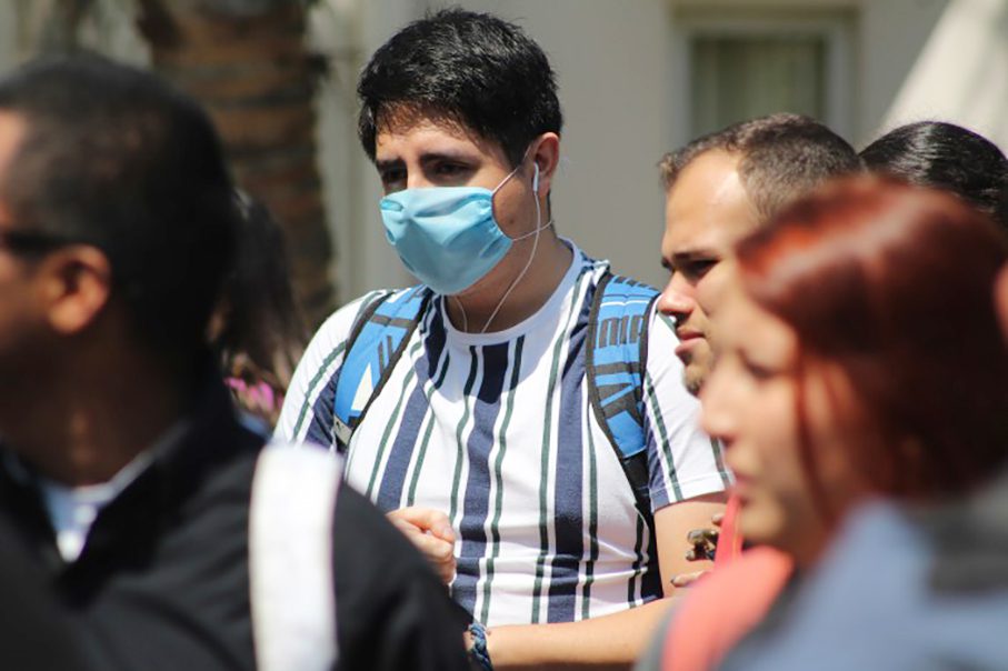 ¿Cómo cuidar a personas con cáncer, diabetes y VIH del coronavirus?