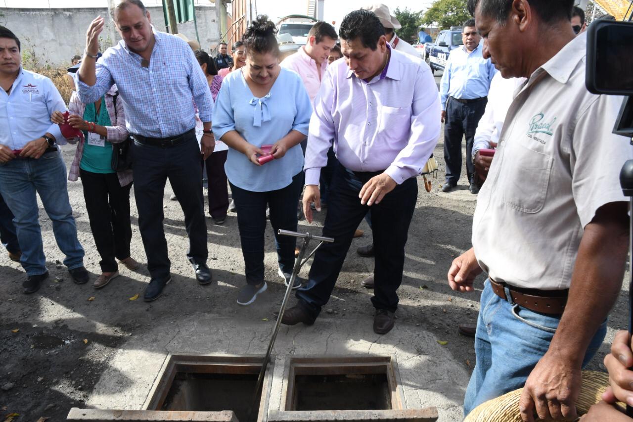 Entregan 12 redes de agua potable en Cuautla