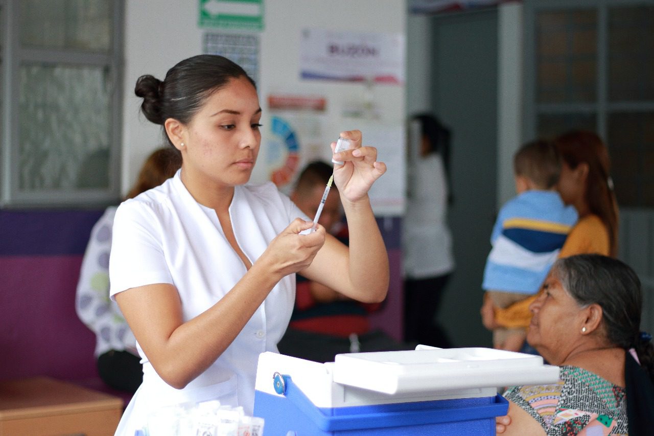 Piden a la población vacunarse contra la INFLUENZA