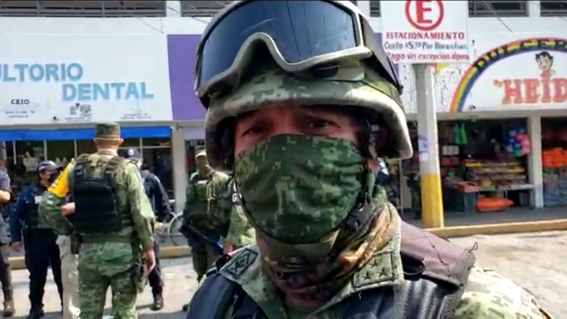 Soldados salen a calles de Jojutla para pedir que SE QUEDEN EN CASA