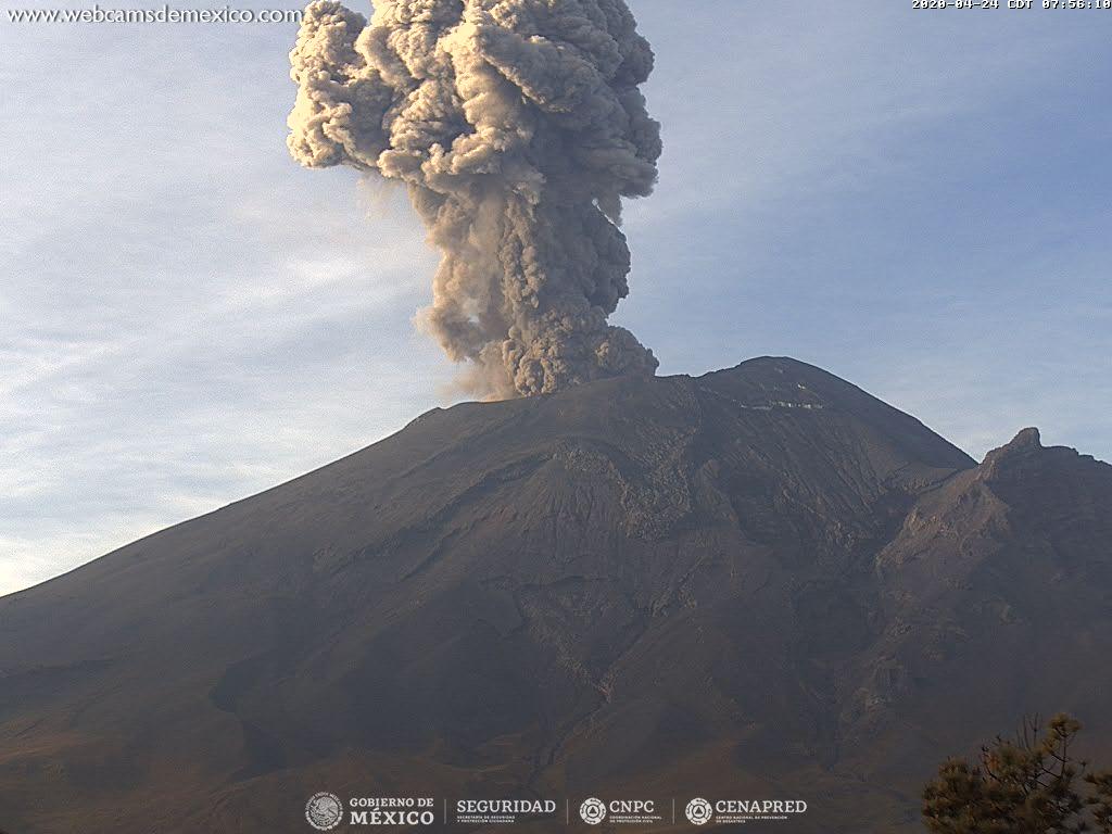 El Popocatépetl registra 215 exhalaciones en las últimas 24 horas