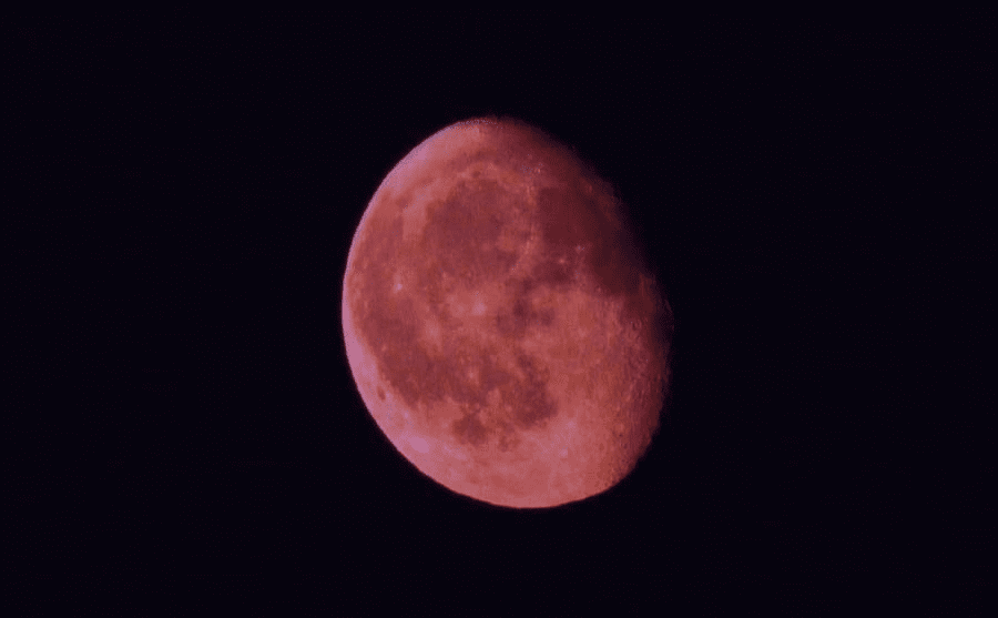 SUPERLUNA ROSA podrá verse el 7y 8 de abril