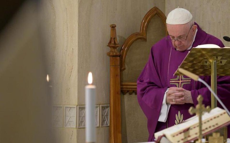 El Papa Francisco dona dinero para la lucha contra el COVID-19