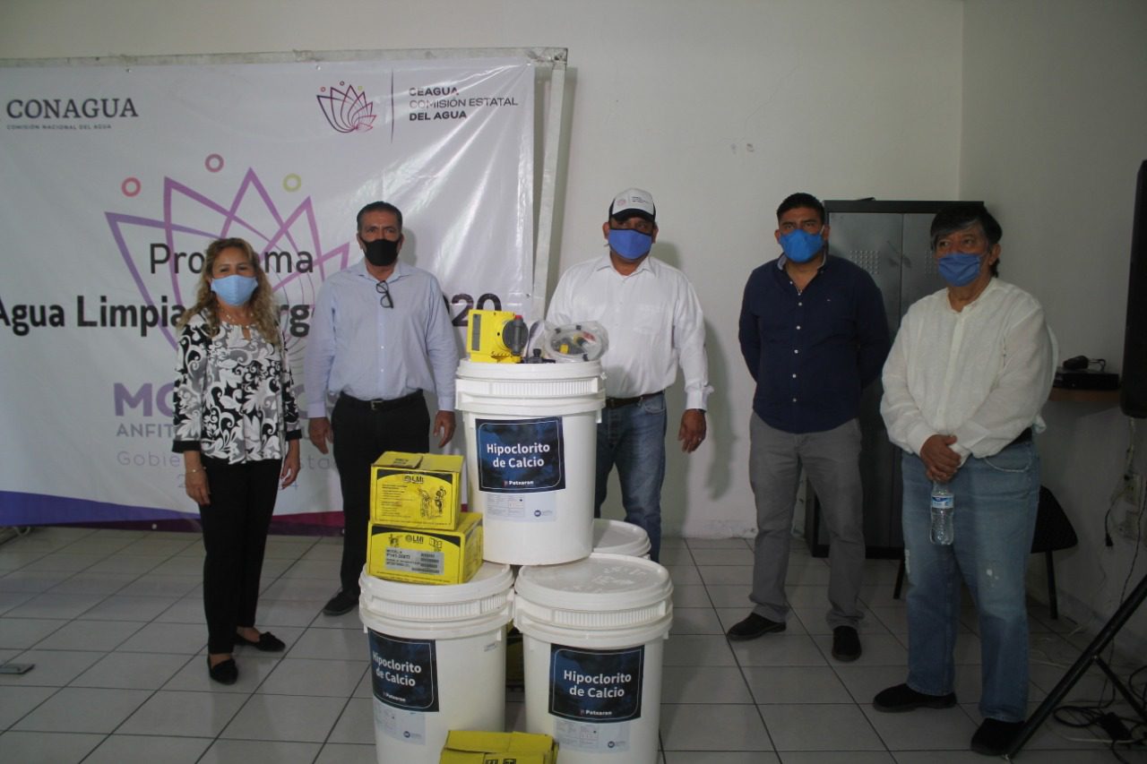 Recibe Ayuntamiento de Atala material para la calidad del agua potable