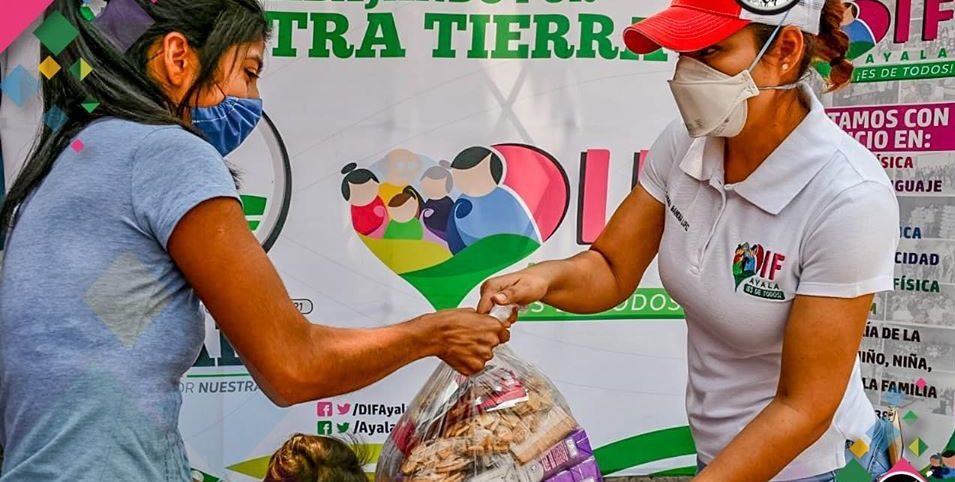 Entregan apoyo alimentario a familias de Ayala afectadas por la pandemia