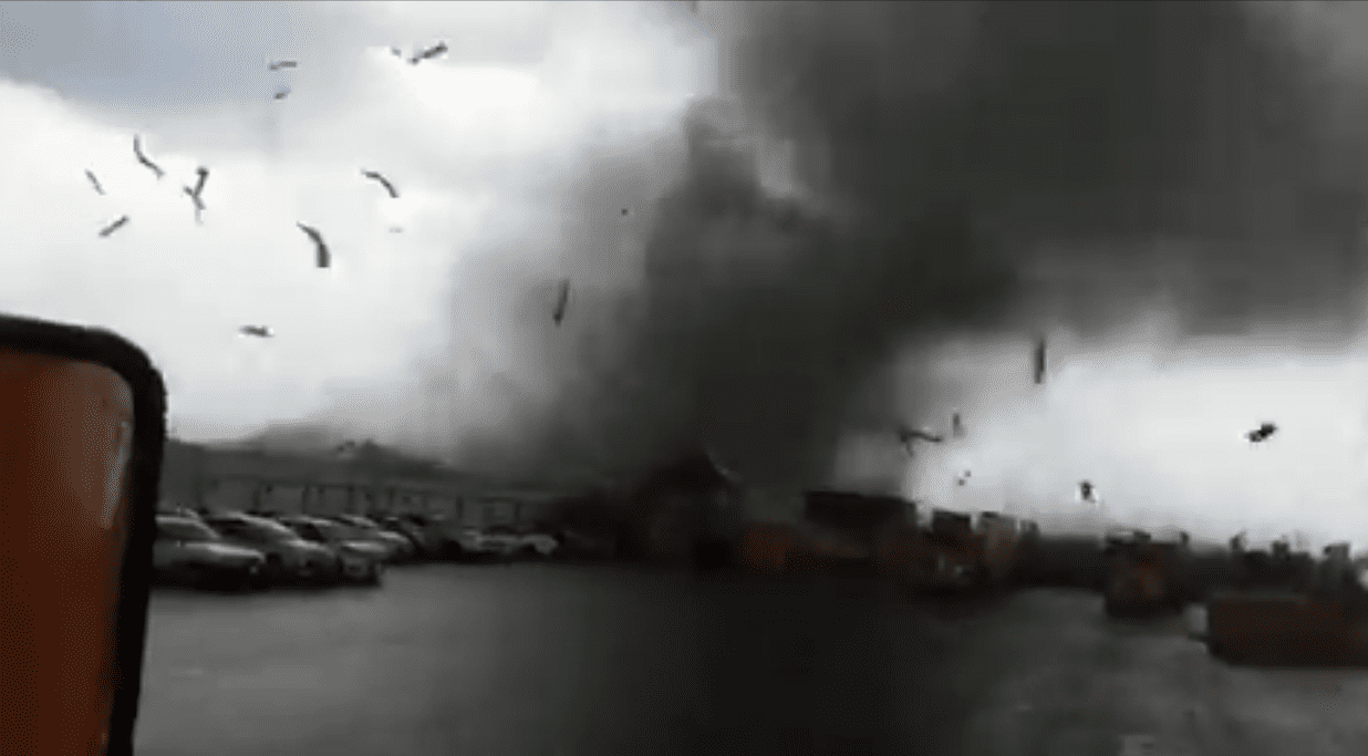 Tornado deja una mujer muerta en Nuevo León