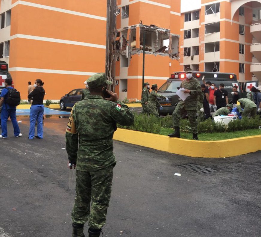 Una granada pudo originar la explosión en la unidad habitacional de la zona militar de Cuernavaca
