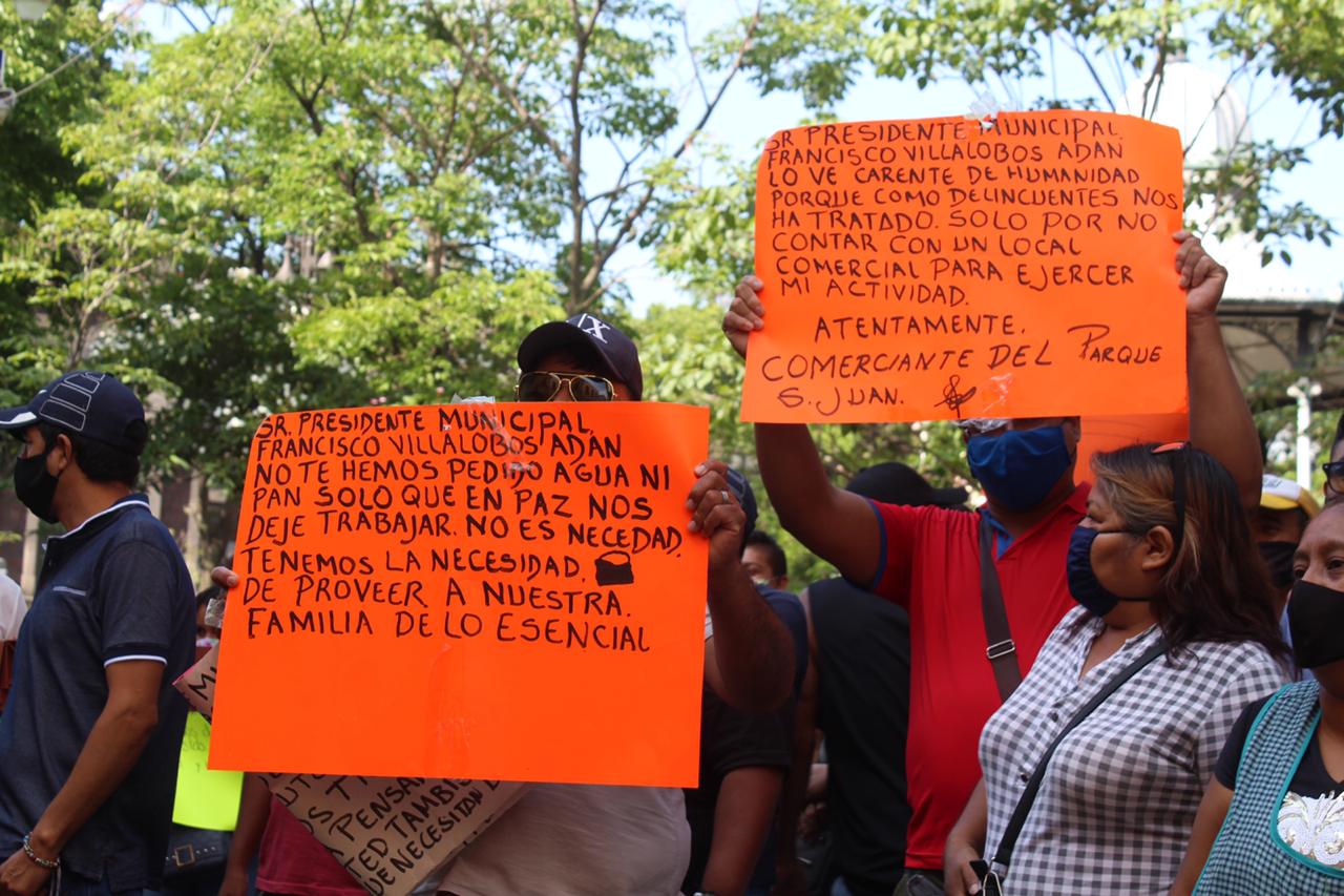 Comerciantes SIN PERMISOS exigen volver a vender en Centro de Cuernavaca
