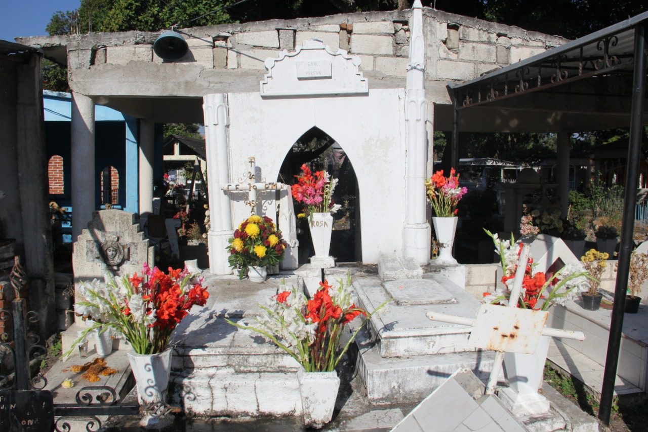 Cerrarán panteones de Ayala del 19 al 22 de junio