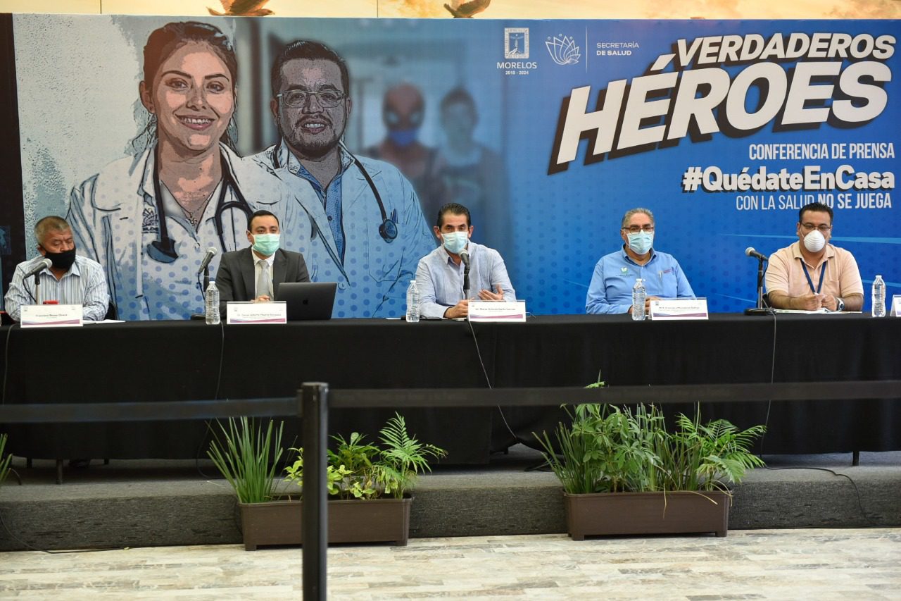 Suman mil 698 casos y 329 defunciones por COVID-19