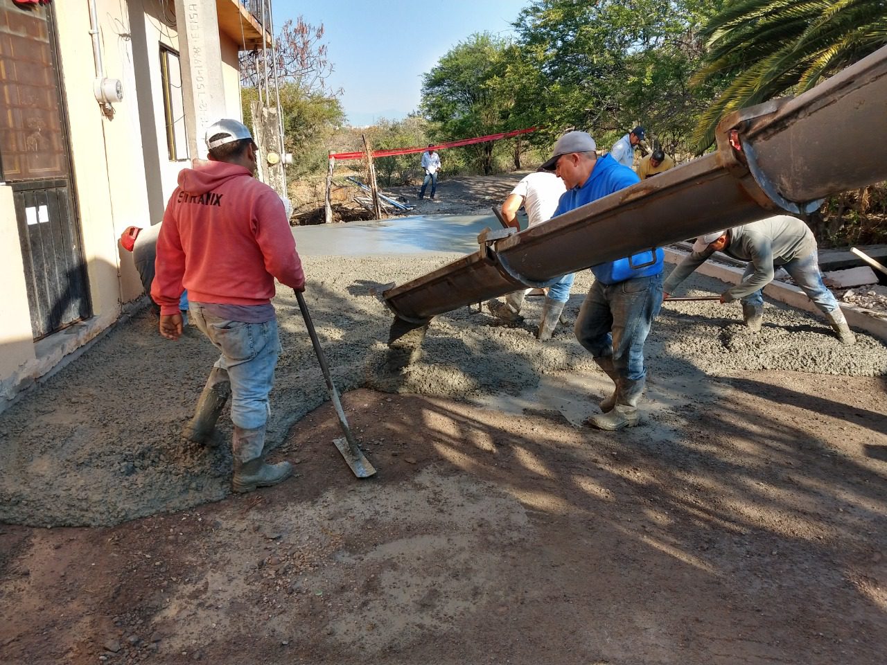 Supervisan obras en el oriente de Ayala