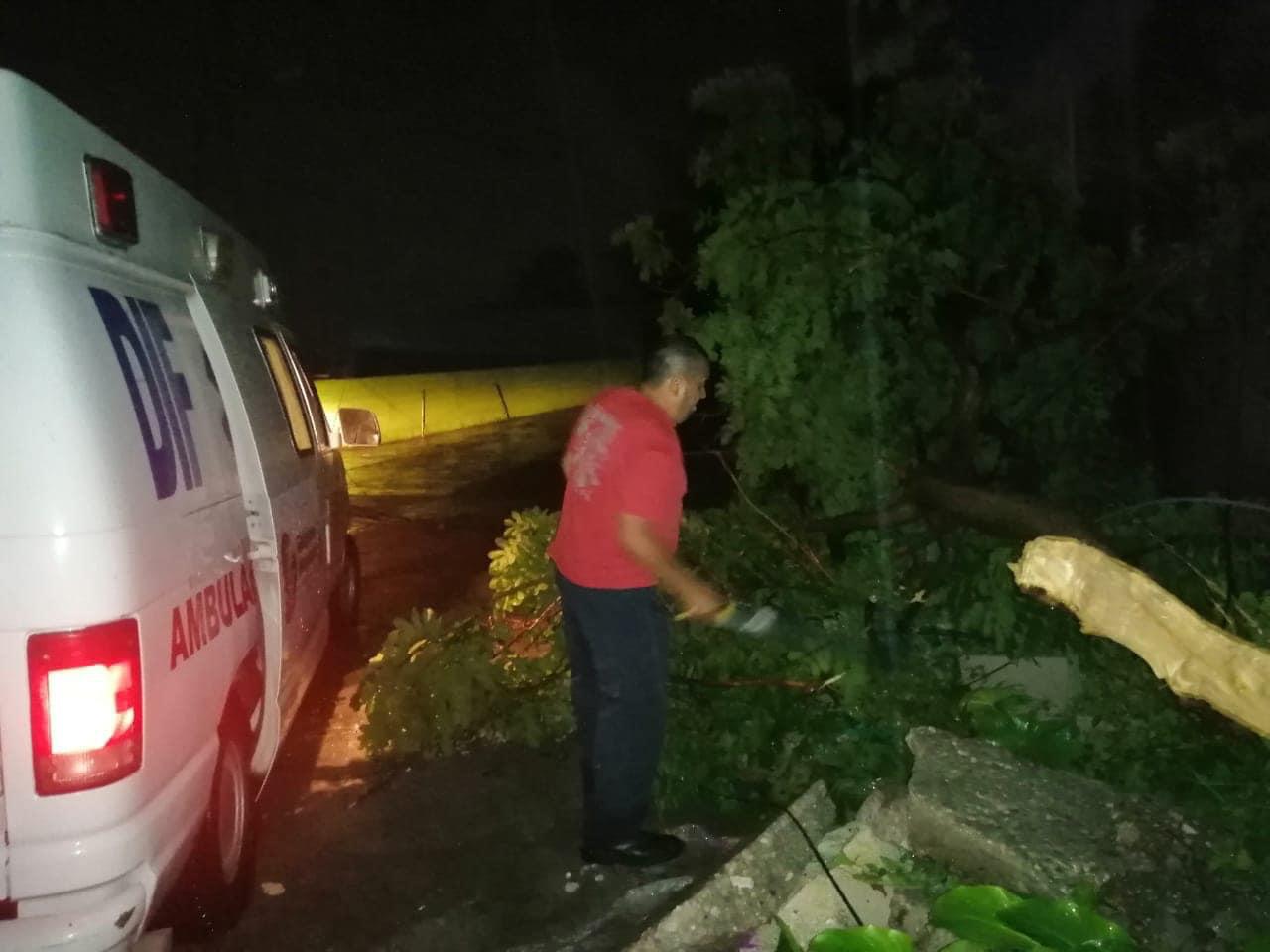 Lluvia deja daños en Yautepec