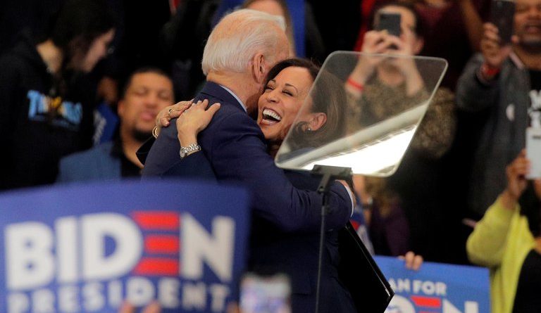 Primera mujer afroestadounidense en ser candidata a la vicepresidencia de Estados Unidos.