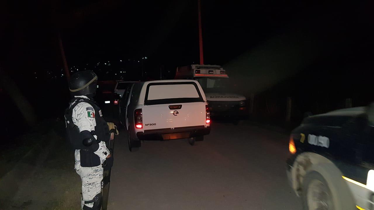 Encuentran cadáver dentro de un auto en Tlaquiltenango