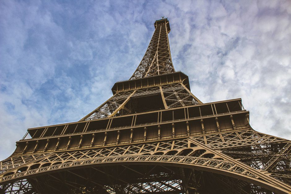 Amenaza de BOMBA en la Torre Eiffel