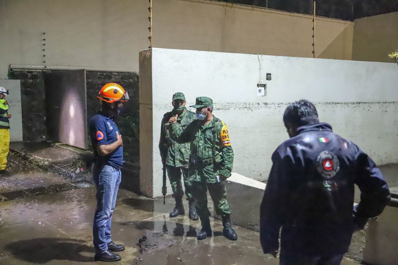 Sale ejercito a auxiliar inundaciones en Morelos