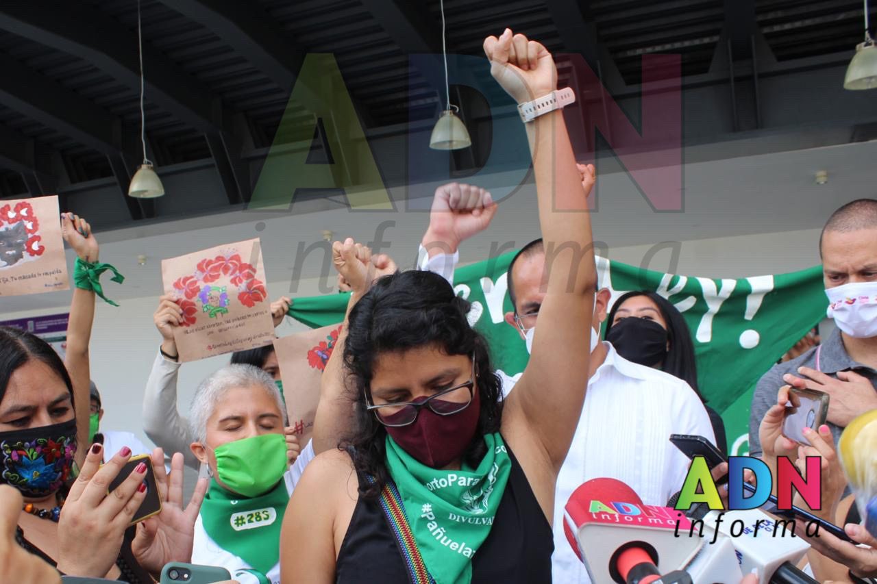 Entregan propuesta para despenalizar el aborto en Morelos