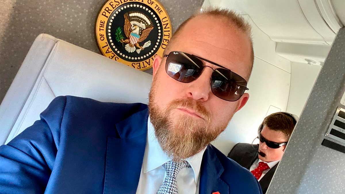 Por presunto intento de suicidio hospitalizan al exjefe de campaña de Donald Trum