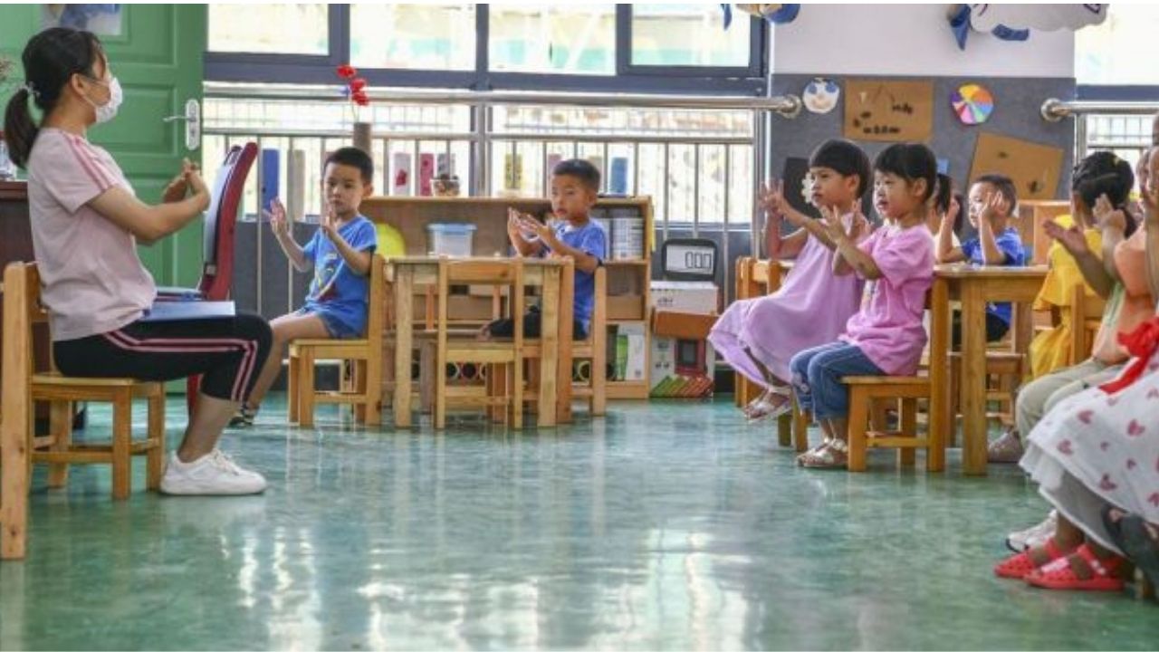 Sentencian a muerte a maestra que enveneno a sus alumnos en China