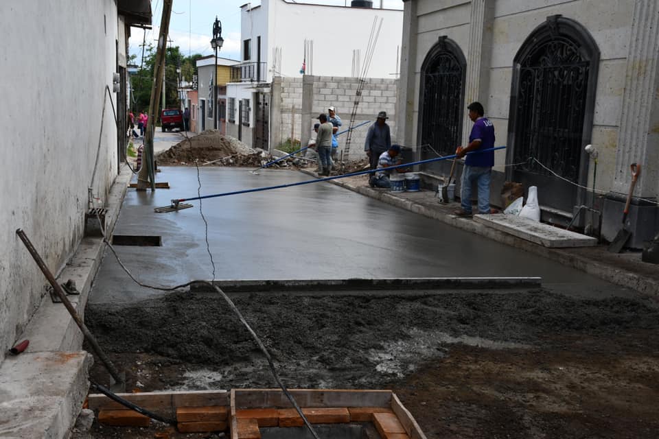 Supervisan obras en colonias de Ayala