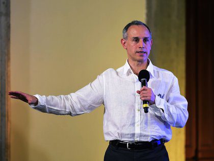 López Gatell, responde a exsecretarios de Salud