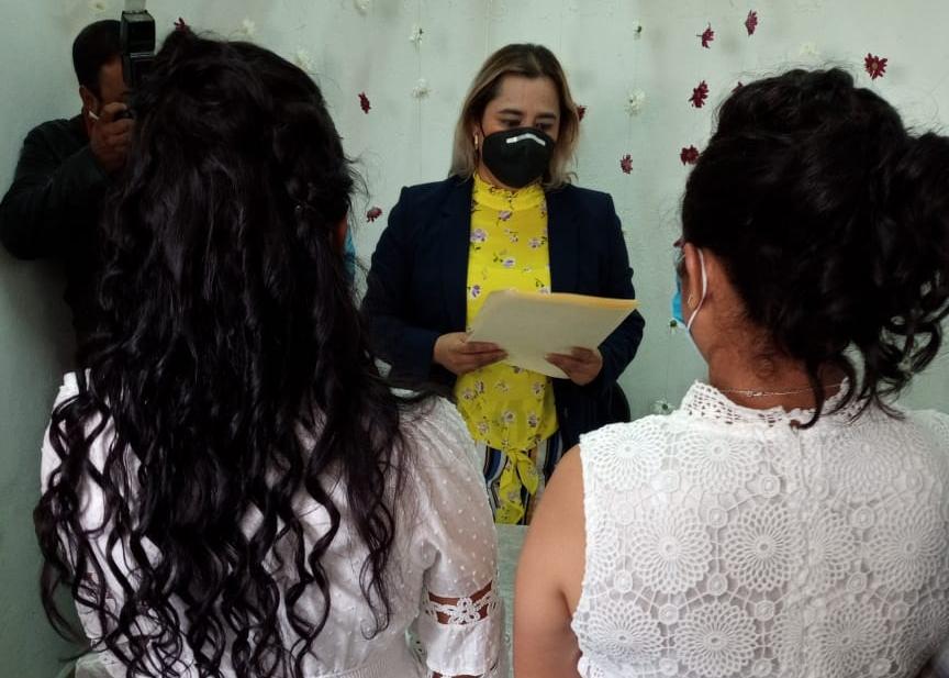 Celebran el segundo matrimonio igualitario en Ayala
