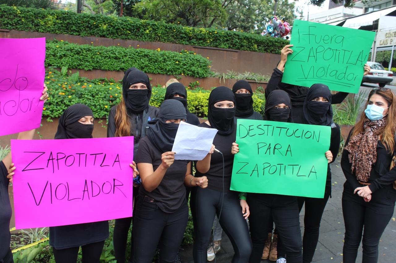 Mujeres piden desafuero de diputado Marco Zapotitla, él renuncia al PES
