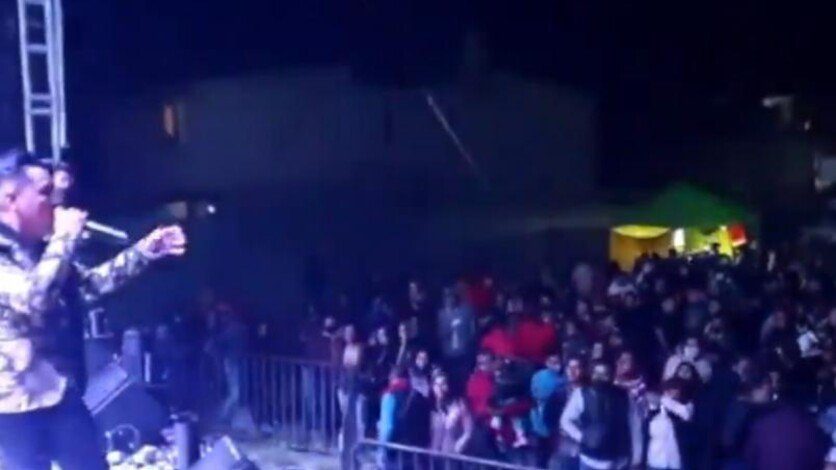 En plena pandemia organizan baile masivo en el Estado de México