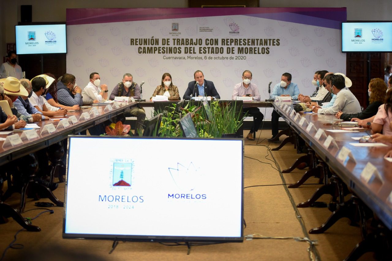 Dialoga Cuauhtémoc Blanco con organizaciones de campesinos
