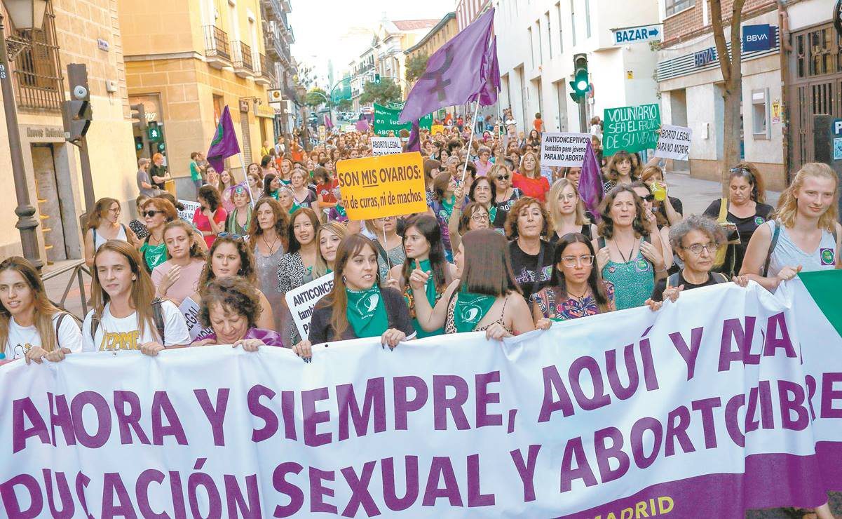 En España las menores de 16 y 18 años podrán abortar sin el consentimiento de sus padres