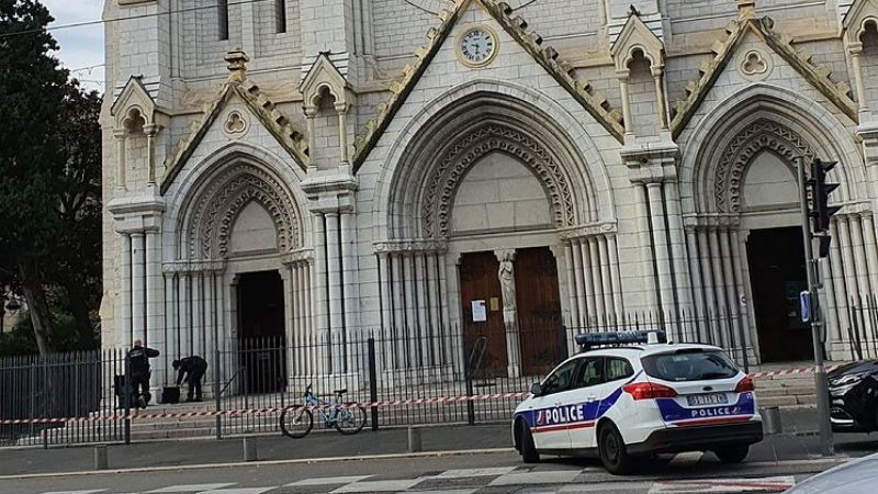 Supuesto ataque terrorista deja 3 muertos en la Ciudad de Niza Francia