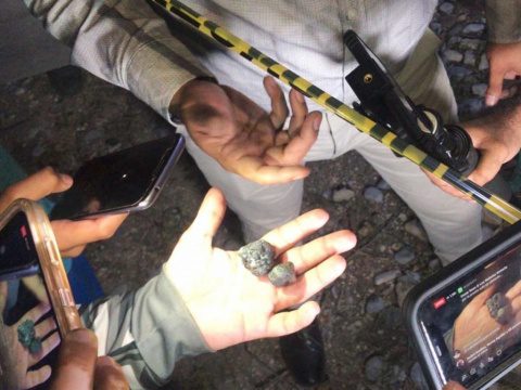 En redes sociales venden “restos” del supuesto meteorito