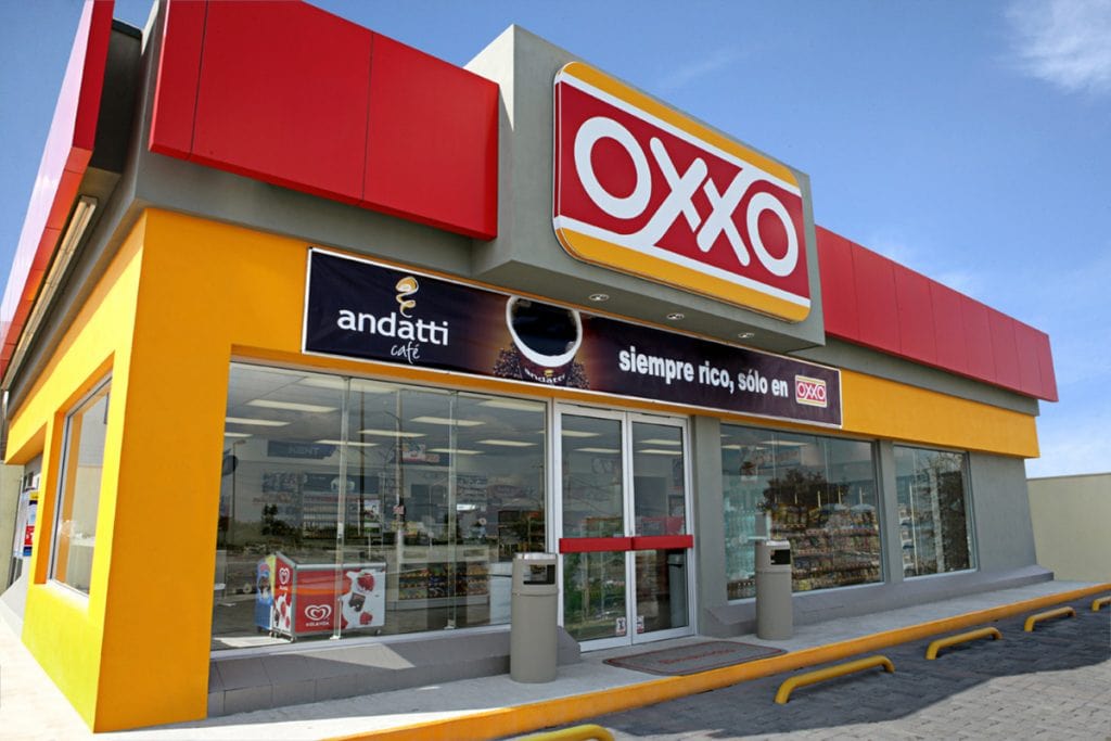 Diputado de Morena propone que los cajeros del Oxxo tengan el mismo sueldo que un cajero bancario