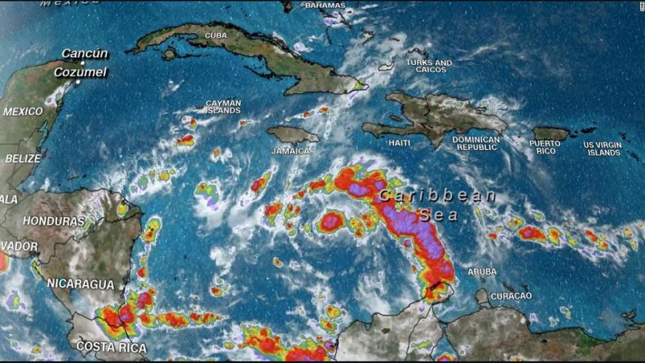 Tormenta tropical Eta ya es huracán y amenaza a Centroamérica
