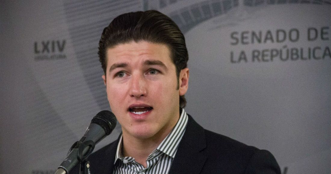 Tunden en redes a Samuel García por confesar su “trauma” con el golf