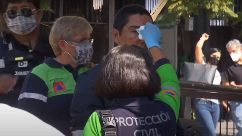 Peregrino golpea a elemento de Protección Civil dentro de la Basílica de Guadalupe