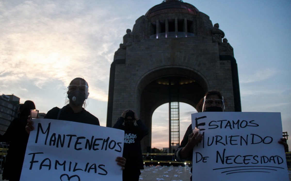 Dueños y empleados de bares exigen reapertura de centros nocturnos en la CDMX