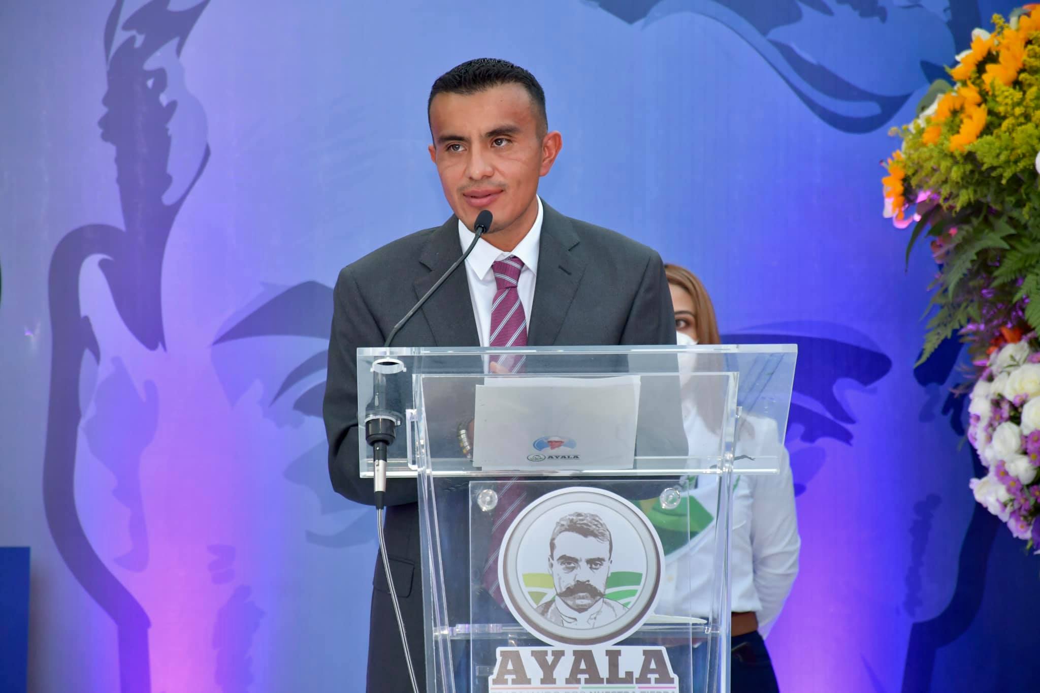 Alcalde de Ayala presenta su segundo informe de gobierno