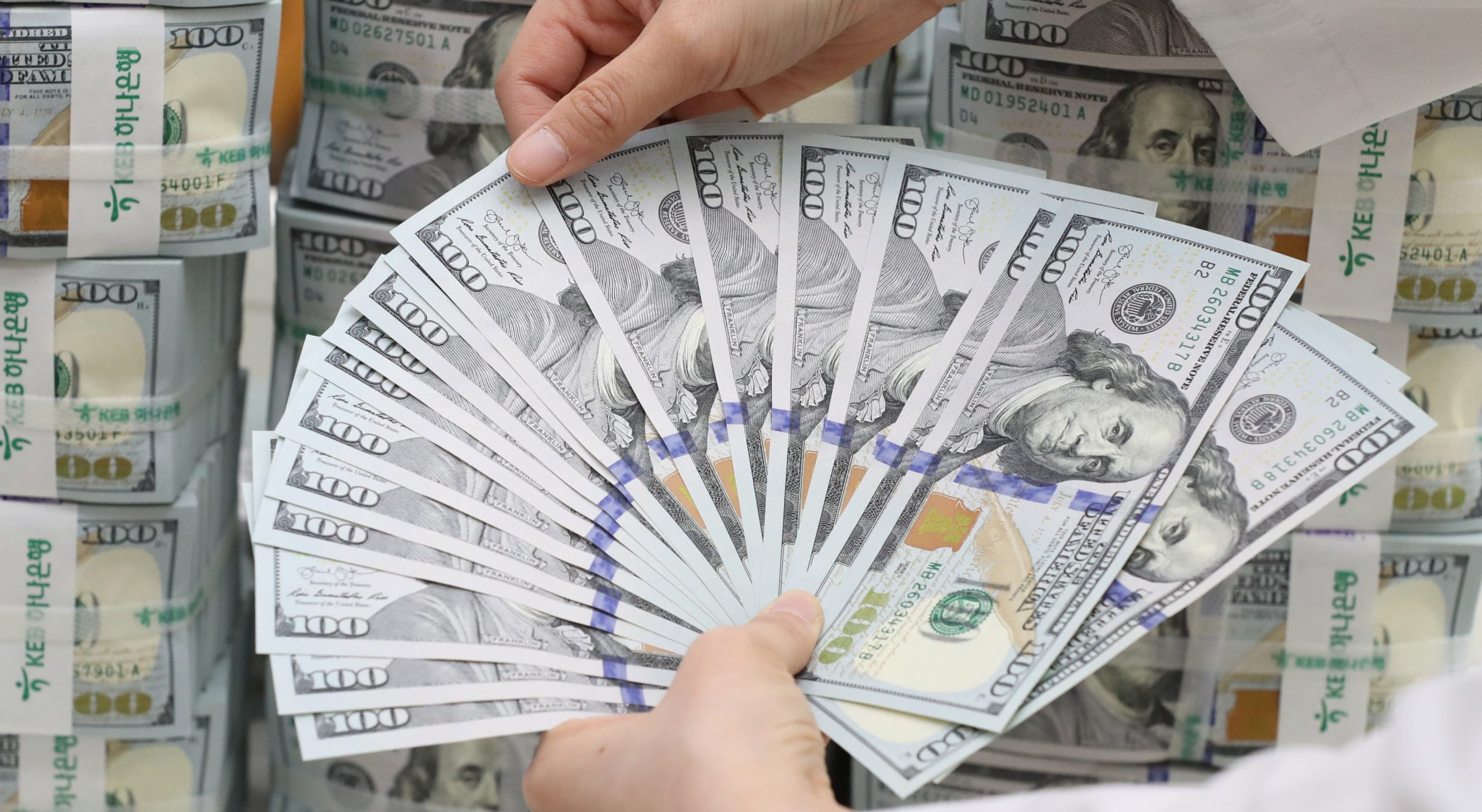 Enfermera que atiende a pacientes Covid se ganó un millón de dólares en la lotería