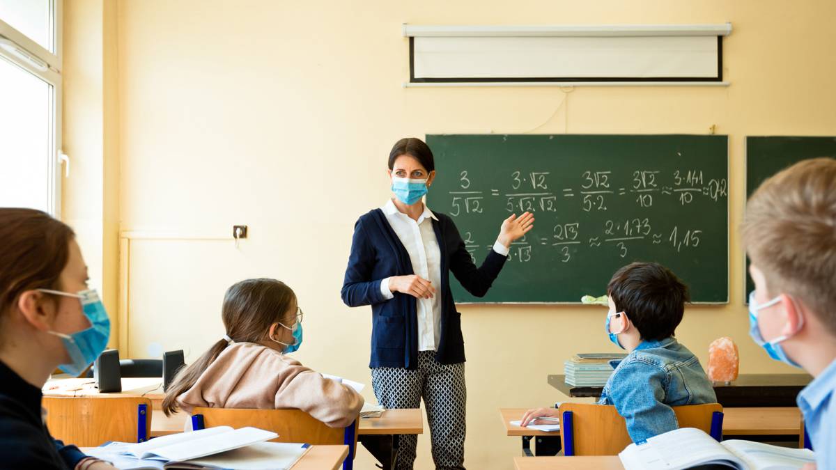 Estados en VERDE podrían iniciar vacunación contra el Covid-19 al sector educativo