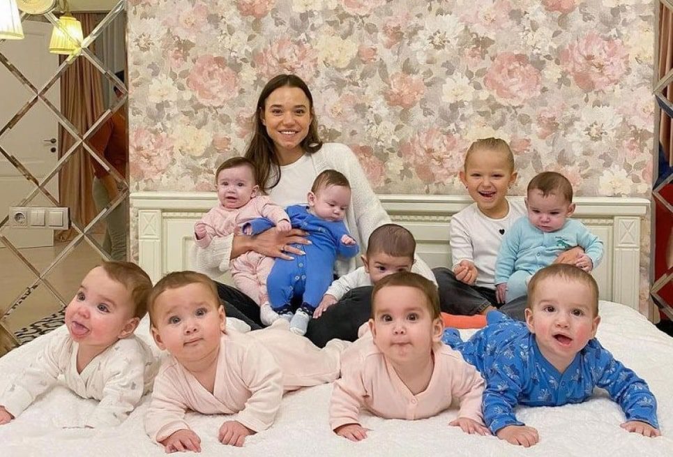 Pareja quiere tener 100 hijos para ser la familia más grande del mundo