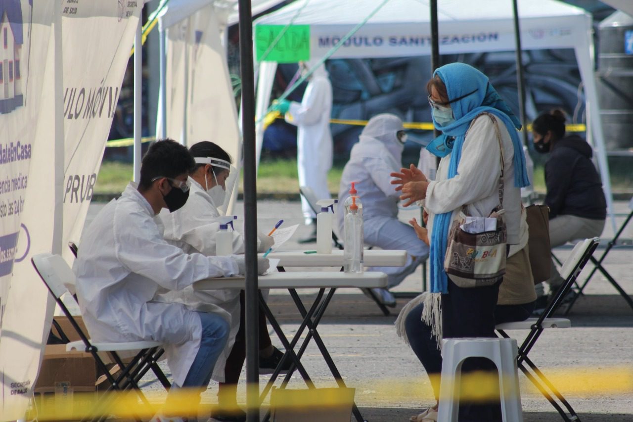 Aplican pruebas para detectar COVID-19 en Ayala