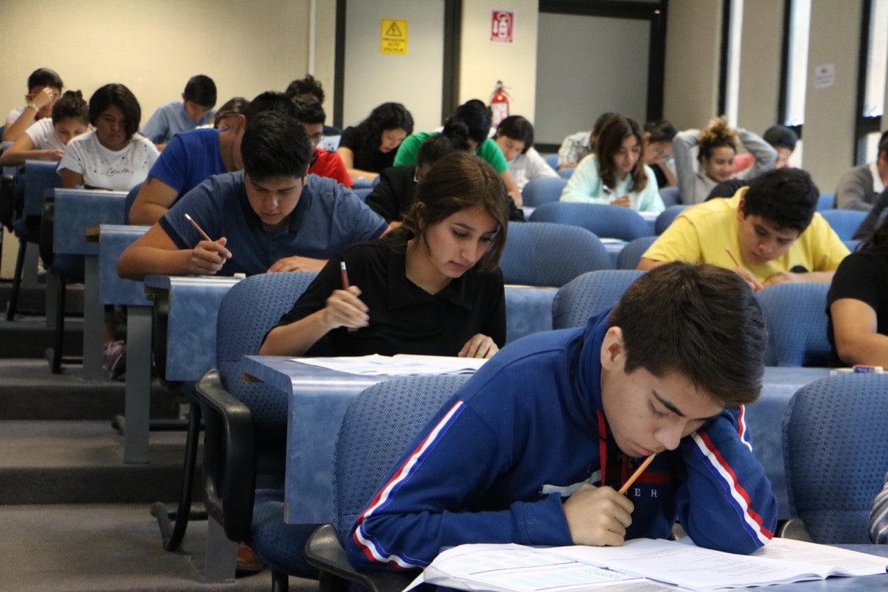 UTEZ oferta taller de preparación para ingreso a universidades