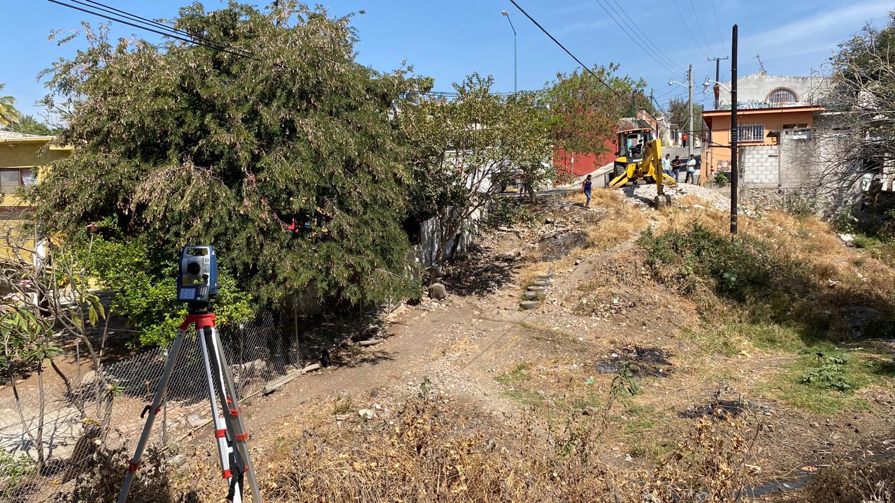 Inician construcción de puente peatonal y vehicular en Yecapixtla