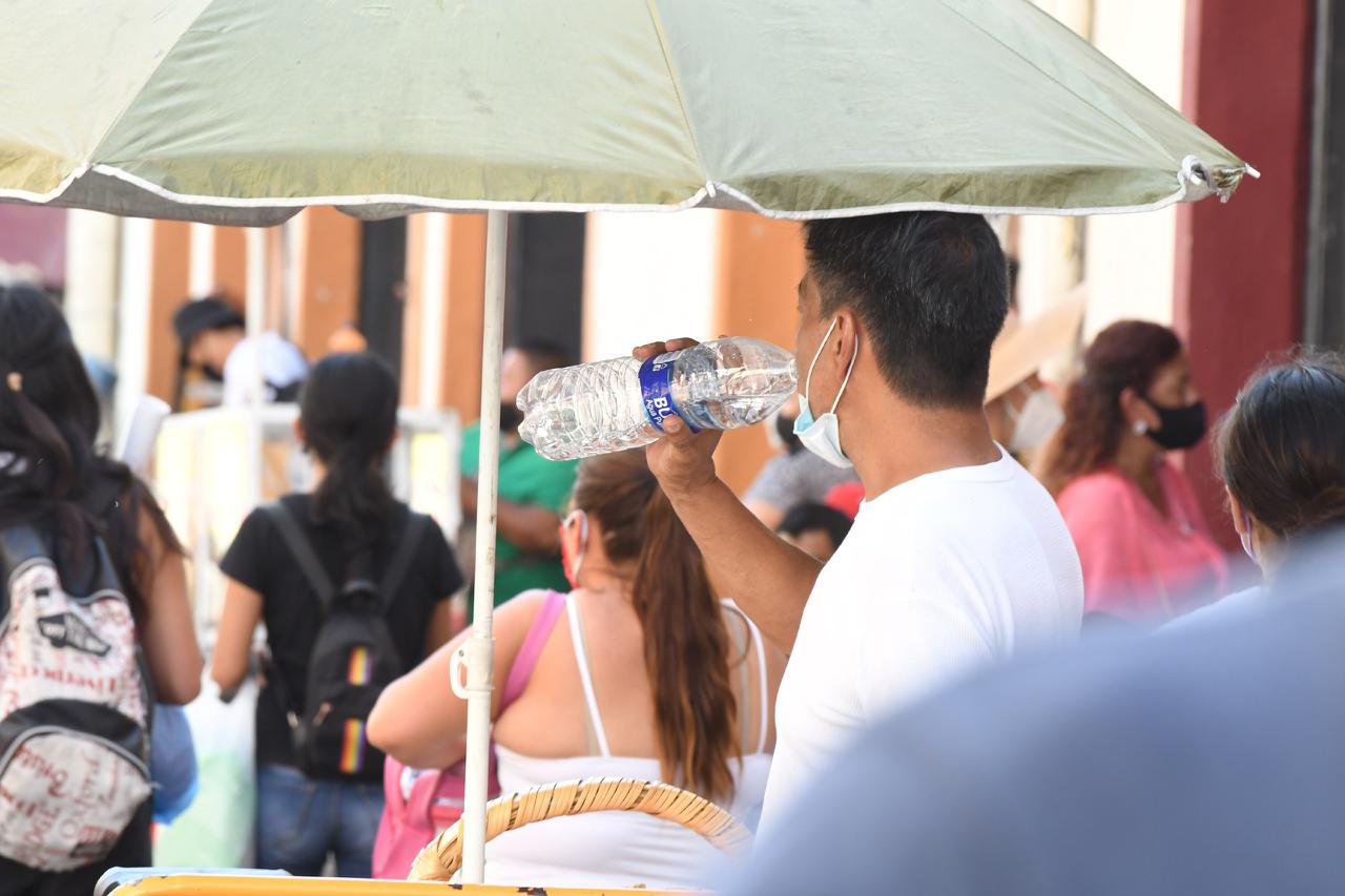 Autoridades de Salud de Cuautla recomiendan tomar medidas contra el calor