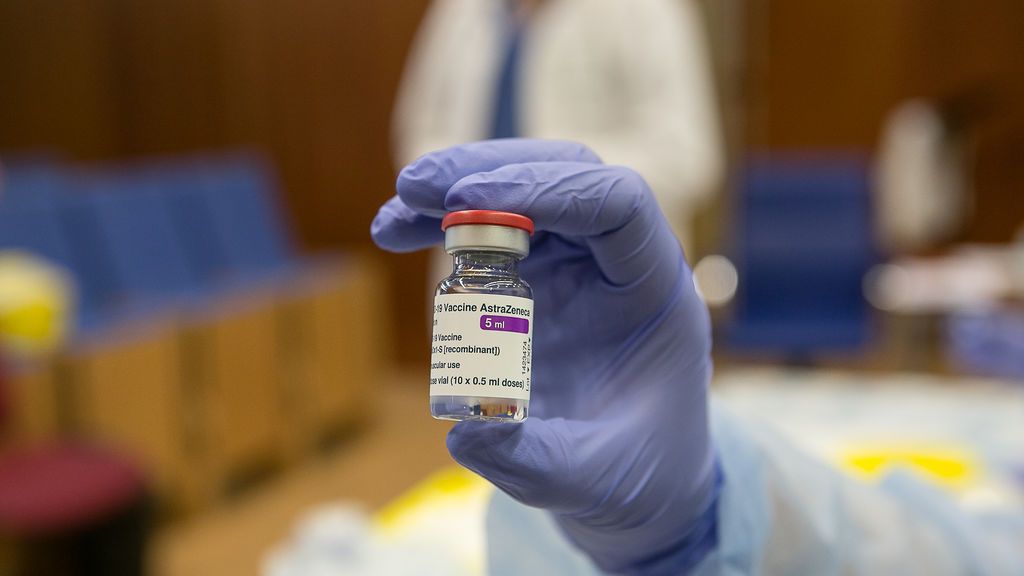 Vacuna de AstraZeneca es segura, según el ensayo estadounidense