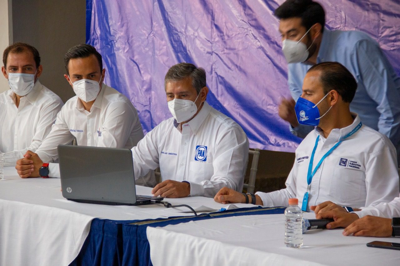 Registran a José Luis Uriostegui como oficial candidato a alcalde Cuernavaca